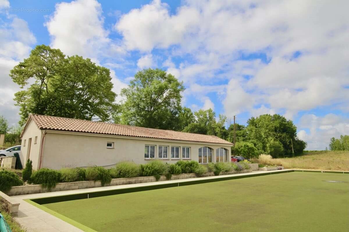 Maison à vendre, 272m², Eymet