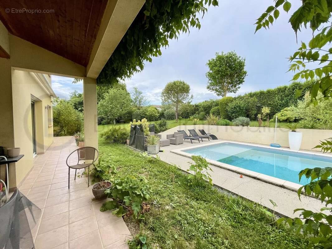 Maison à vendre, 183m², L'Isle-Jourdain
