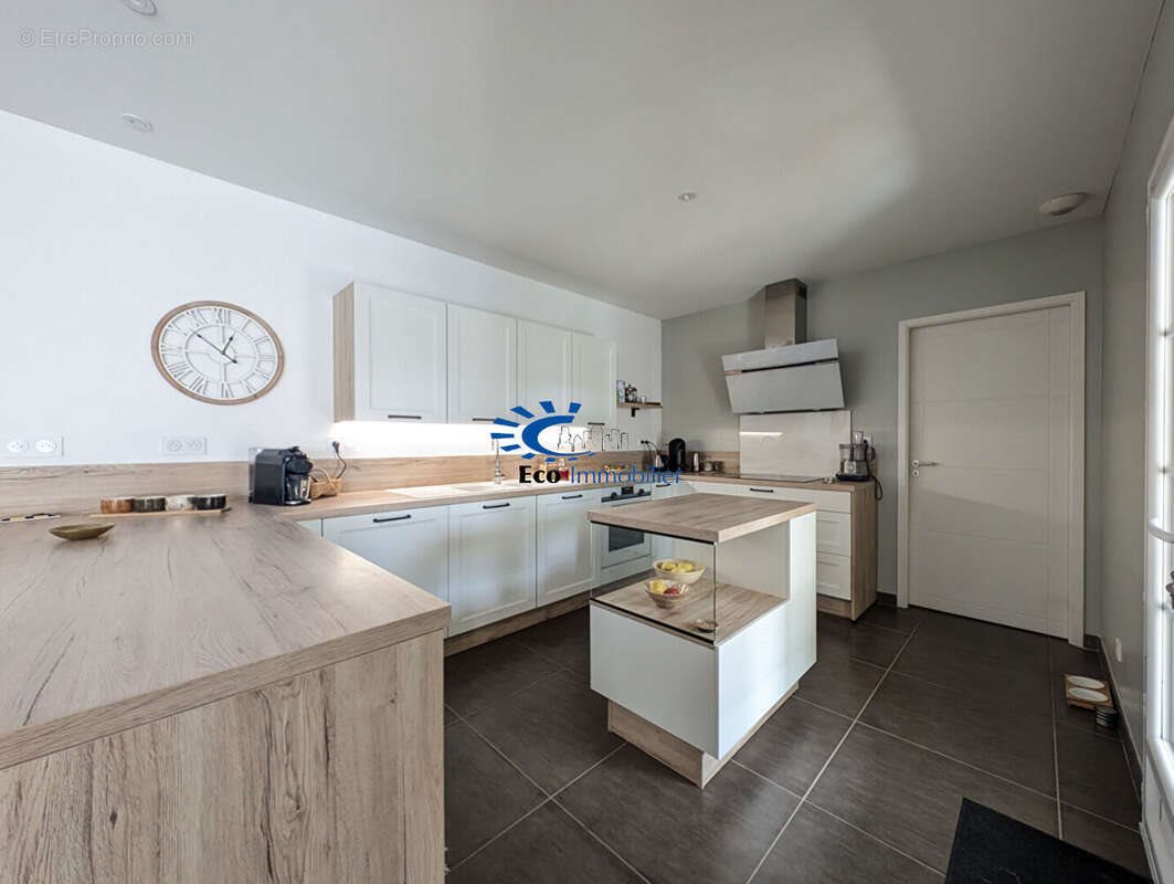 Maison à vendre, 116m², Dompierre-sur-Mer