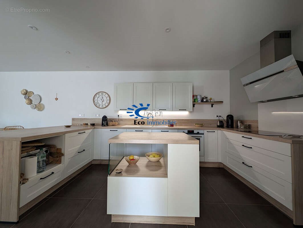 Maison à vendre, 116m², Dompierre-sur-Mer