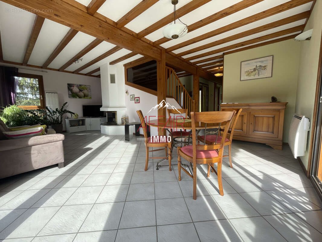 Maison à vendre, 130m², Collonges-sous-Salève