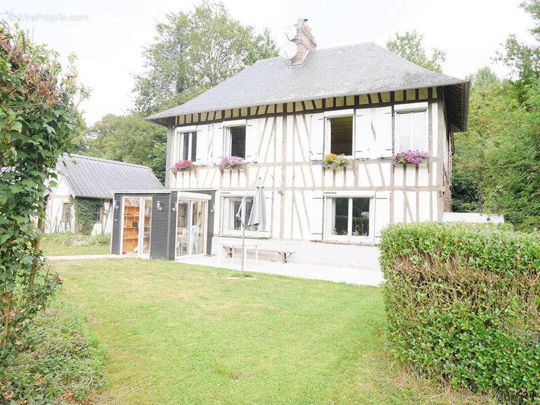 Maison à vendre, 158m², Barentin
