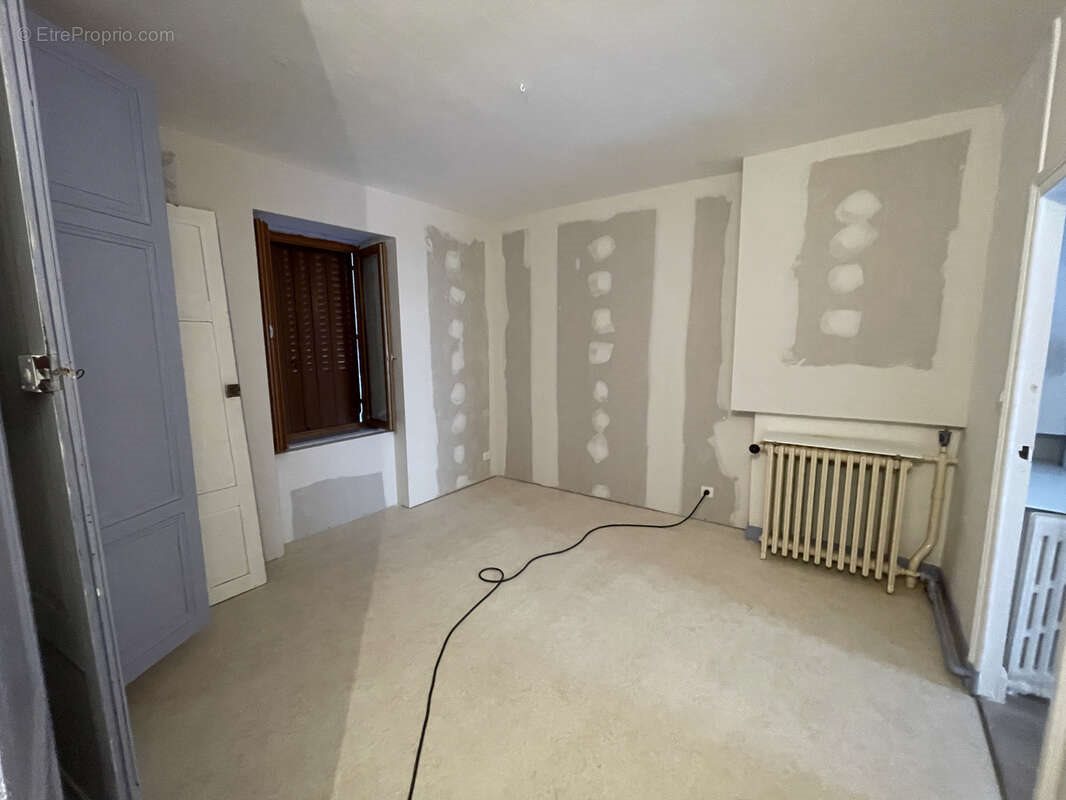 Maison à vendre, 191m², Rochefort-Montagne