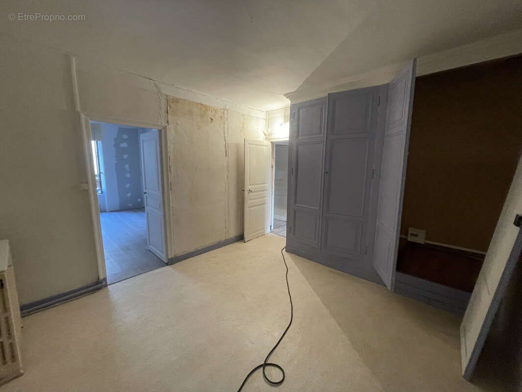 Maison à vendre, 191m², Rochefort-Montagne