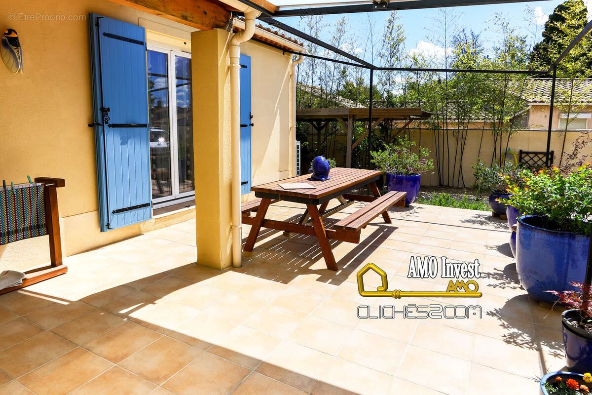 Maison à vendre, 110m², Eyguières