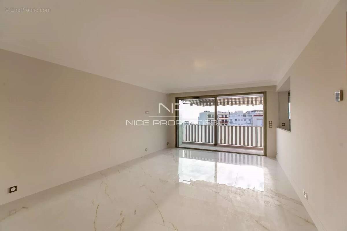 Appartement à vendre, 81m², Antibes