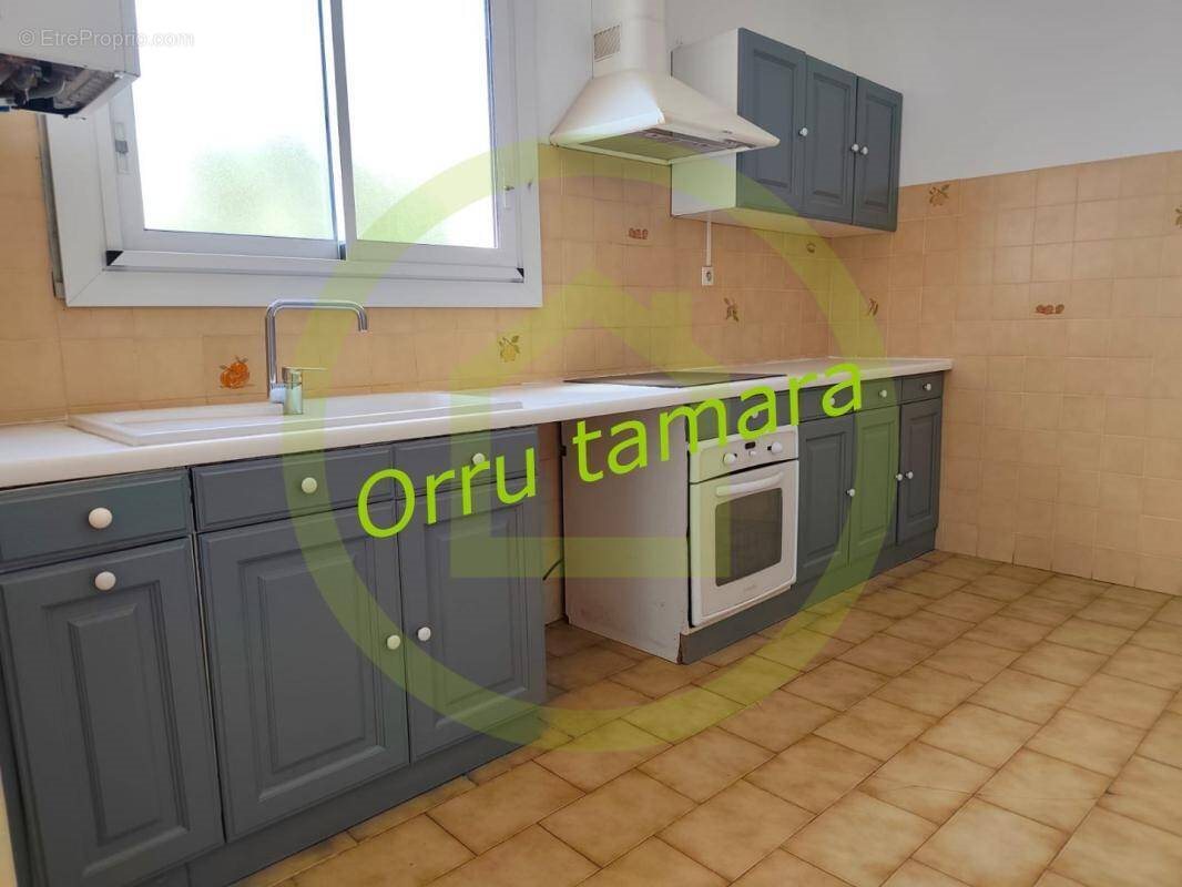 Appartement à vendre, 81m², Afa