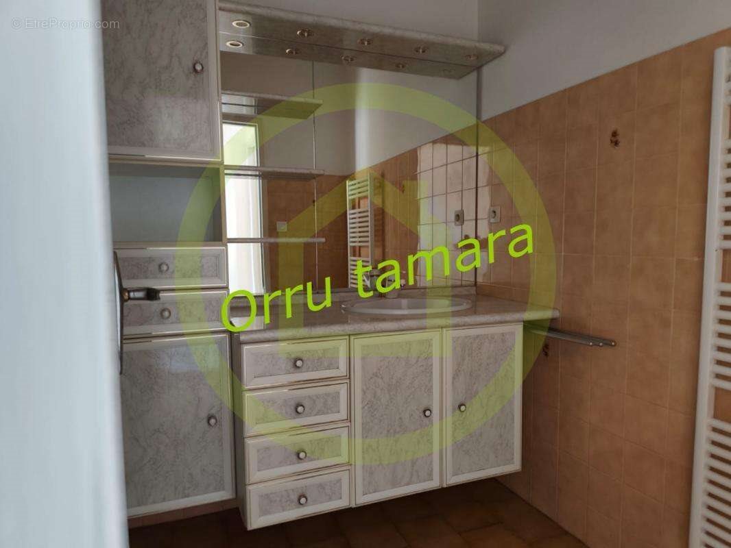Appartement à vendre, 81m², Afa