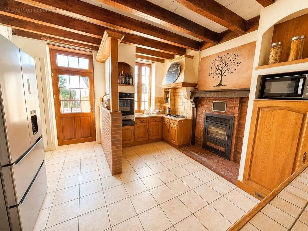 Maison à vendre, 185m², Paray-sous-Briailles