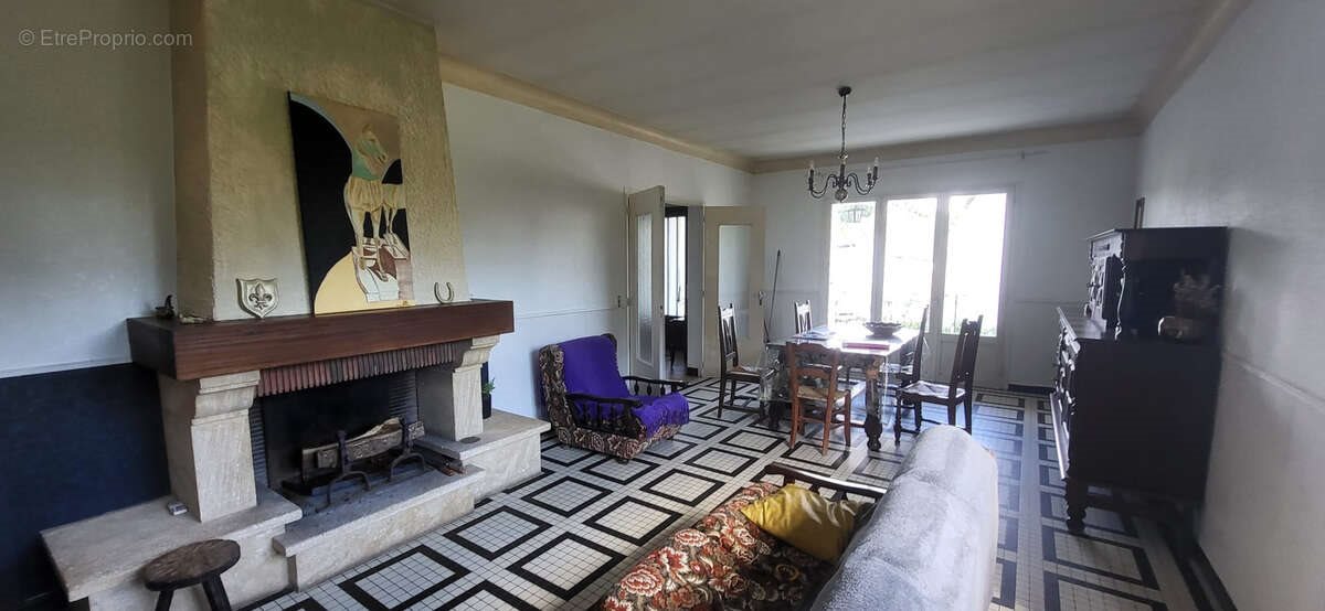 Maison à vendre, 120m², Saint-Hilaire-de-Lusignan