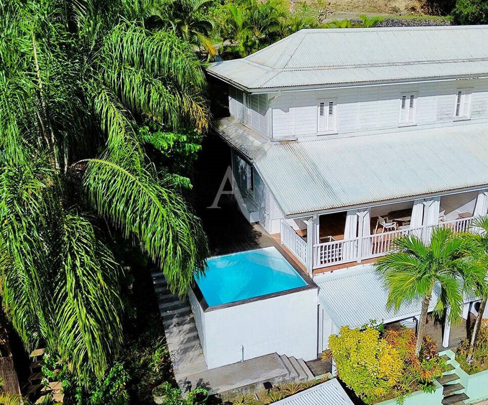 Maison à vendre, 85m², Les Trois-Ilets