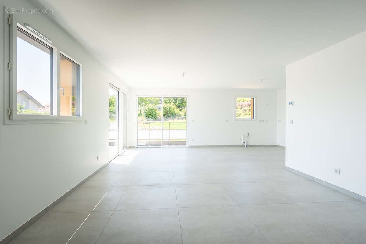 Appartement à vendre, 103m², Lovagny