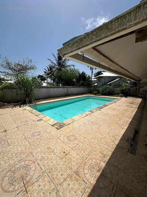 Maison à vendre, 160m², Kourou