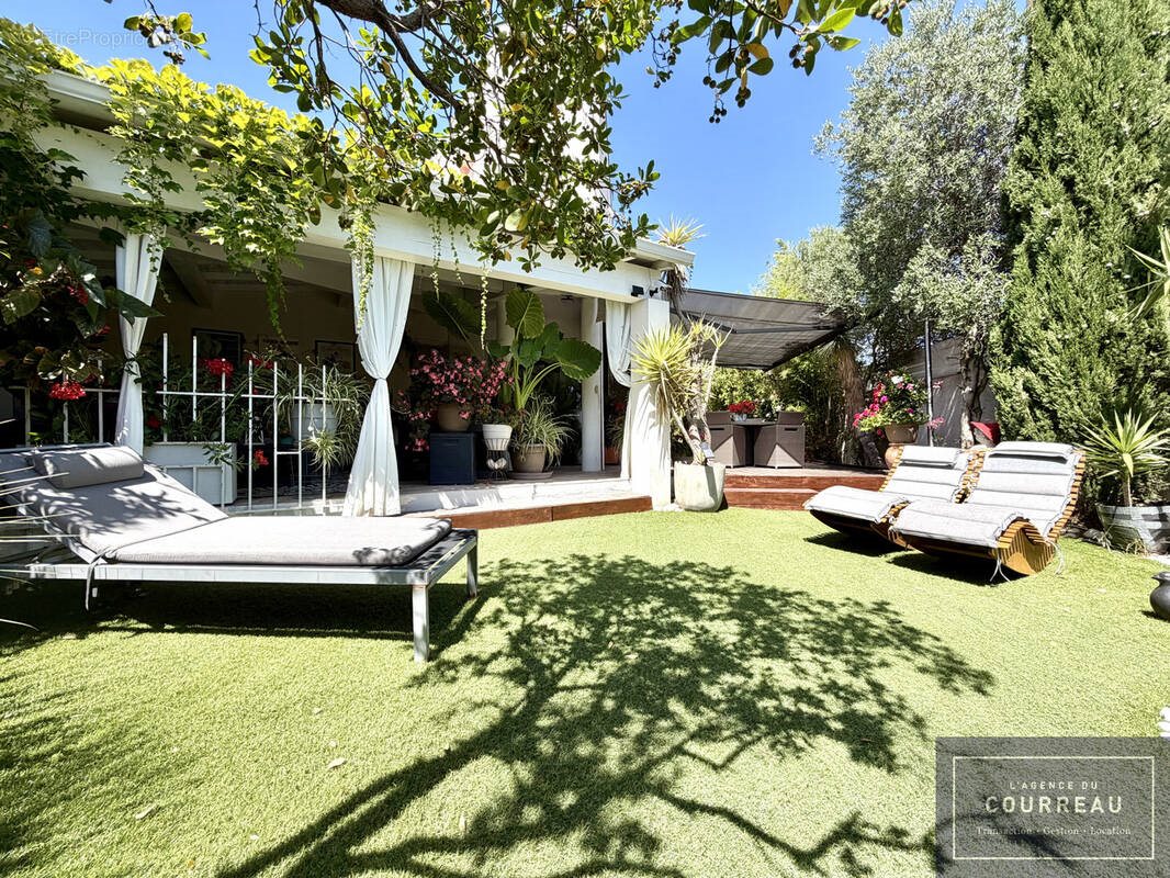 Maison à vendre, 120m², Cournonsec