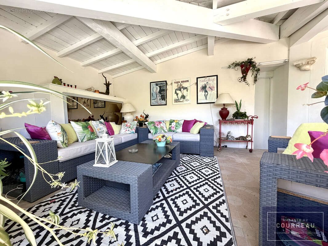 Maison à vendre, 120m², Cournonsec