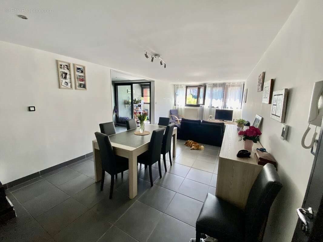 Appartement à vendre, 98m², Fontaine