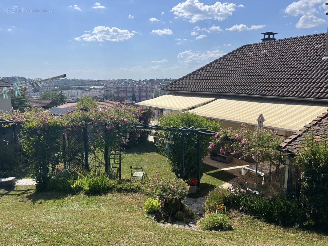 Maison à vendre, 137m², Aurillac