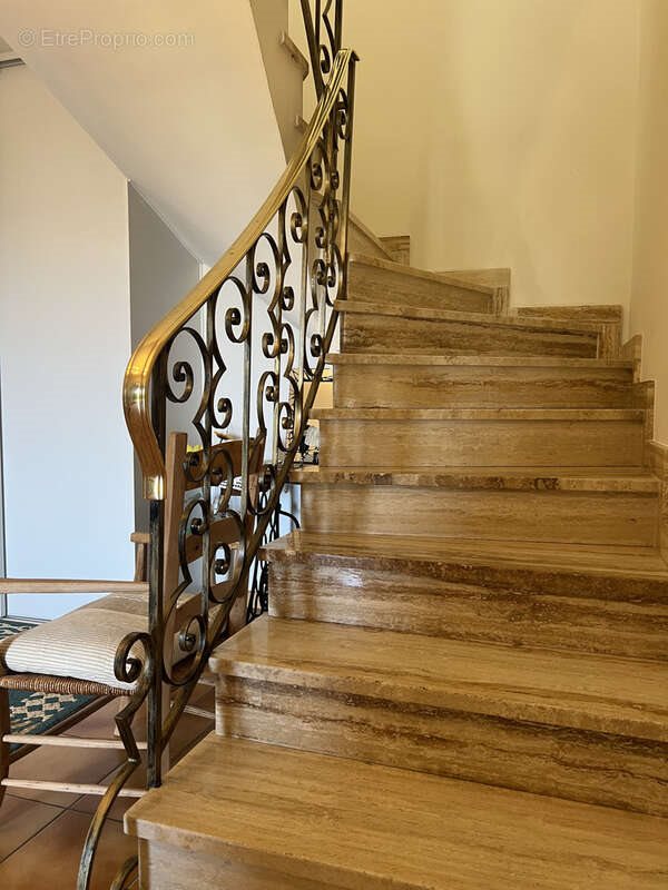 Maison à vendre, 137m², Aurillac