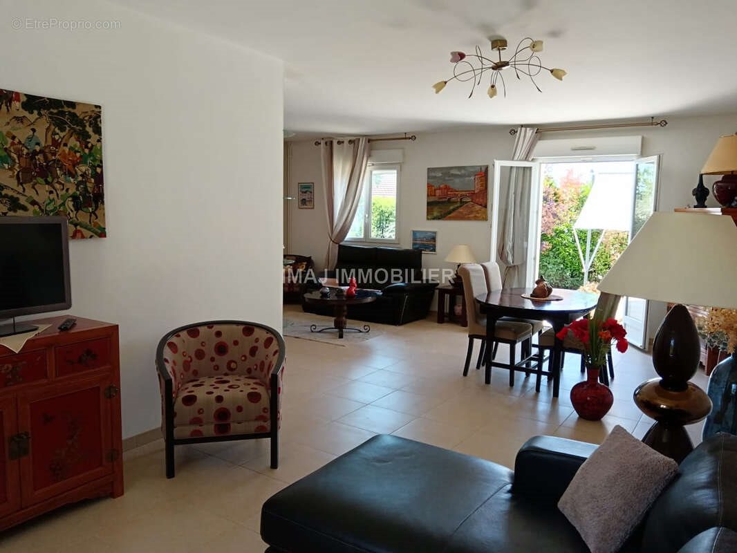 Maison à vendre, 280m², Vittel