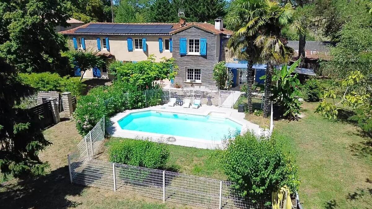 Maison à vendre, 169m², Panjas
