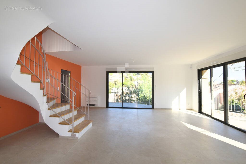Maison à vendre, 135m², Hyères