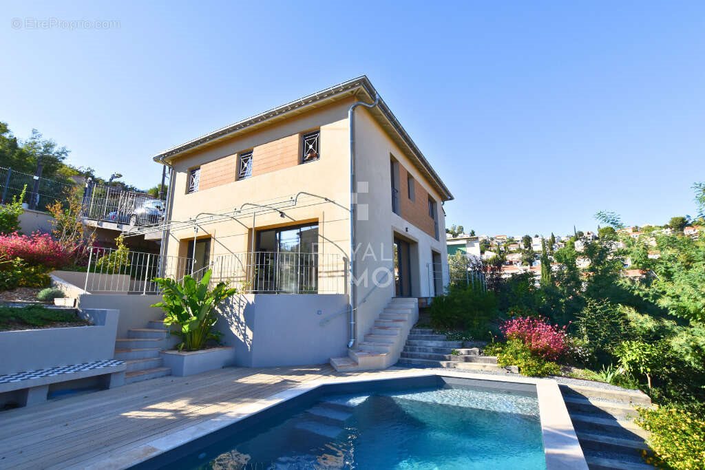 Maison à vendre, 135m², Hyères