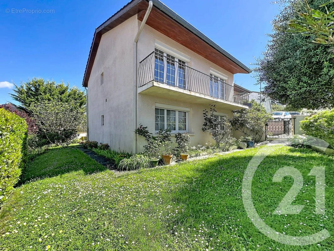 Maison à vendre, 143m², Auch