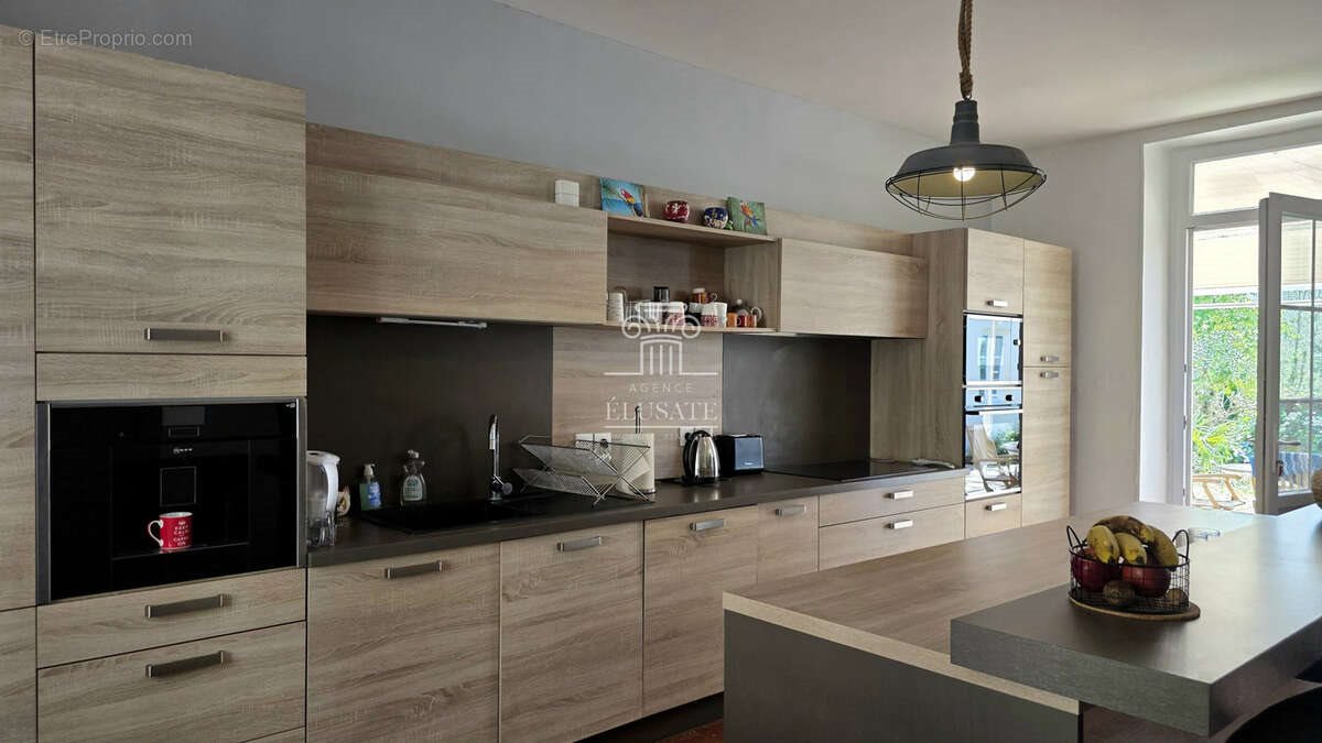 Maison à vendre, 181m², Nogaro