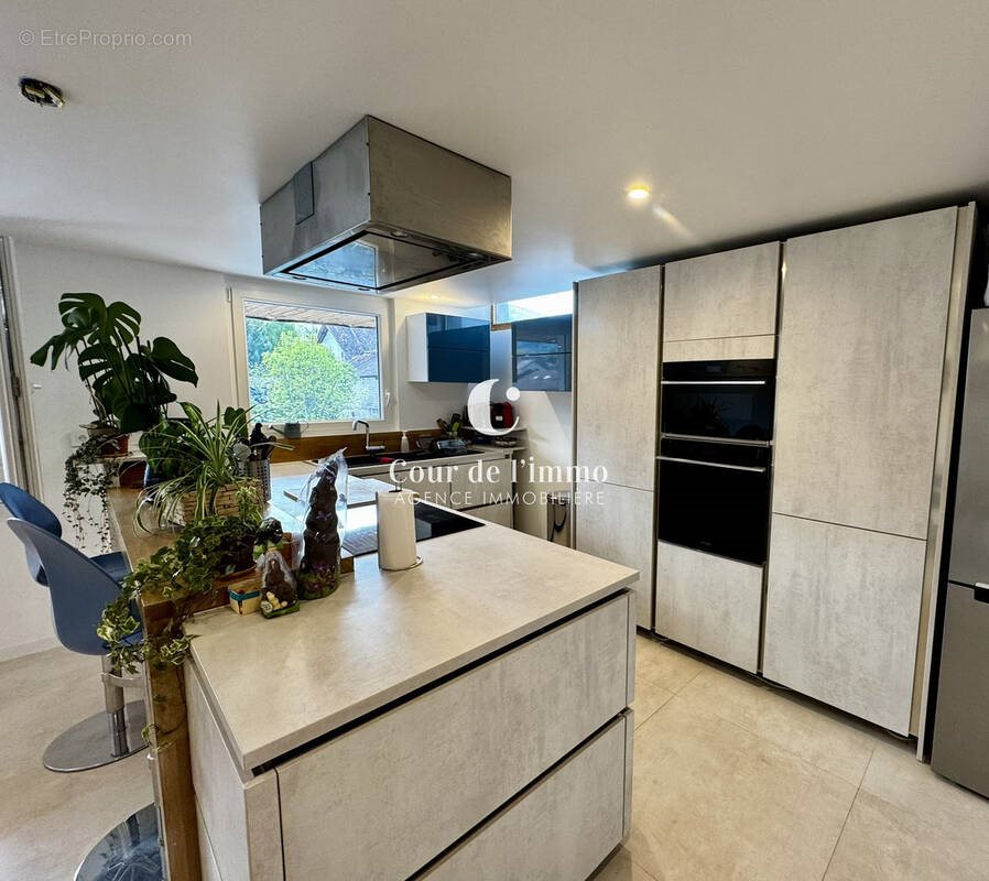 Appartement à vendre, 89m², Bons-en-Chablais