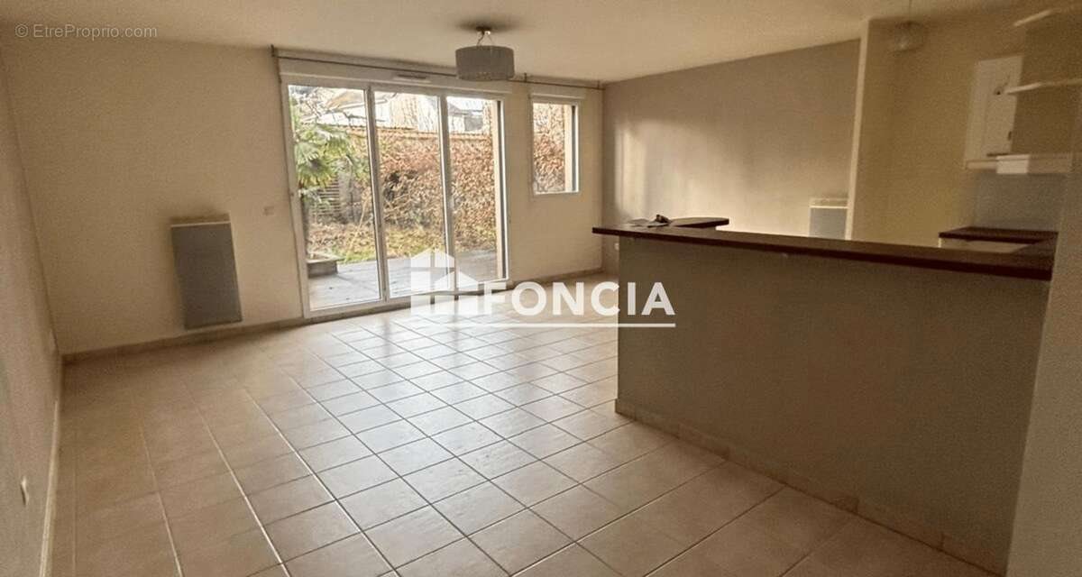Appartement à vendre, 65m², Viarmes
