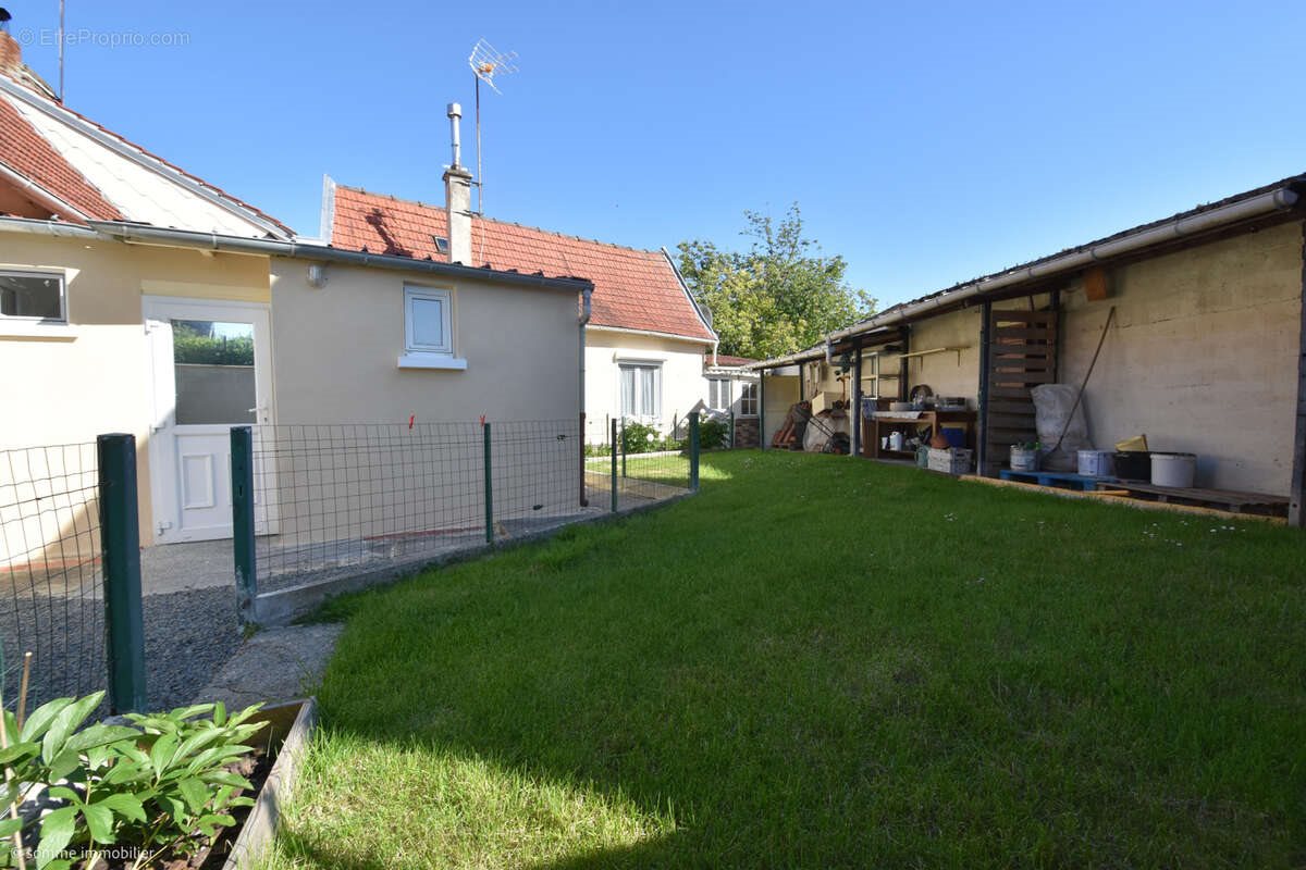Maison à vendre, 98m², La Chaussée-Tirancourt