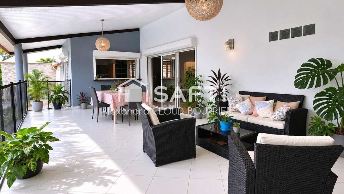 Maison à vendre, 127m², Kourou