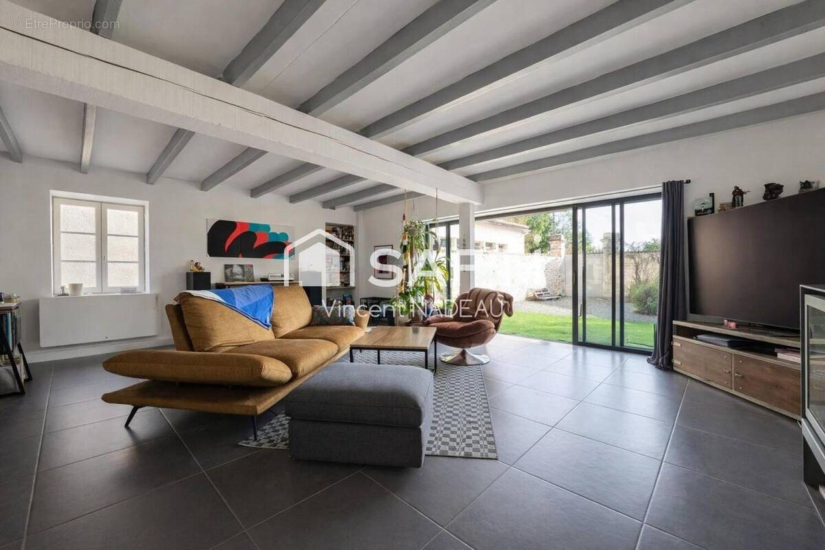 Maison à vendre, 145m², Vindelle