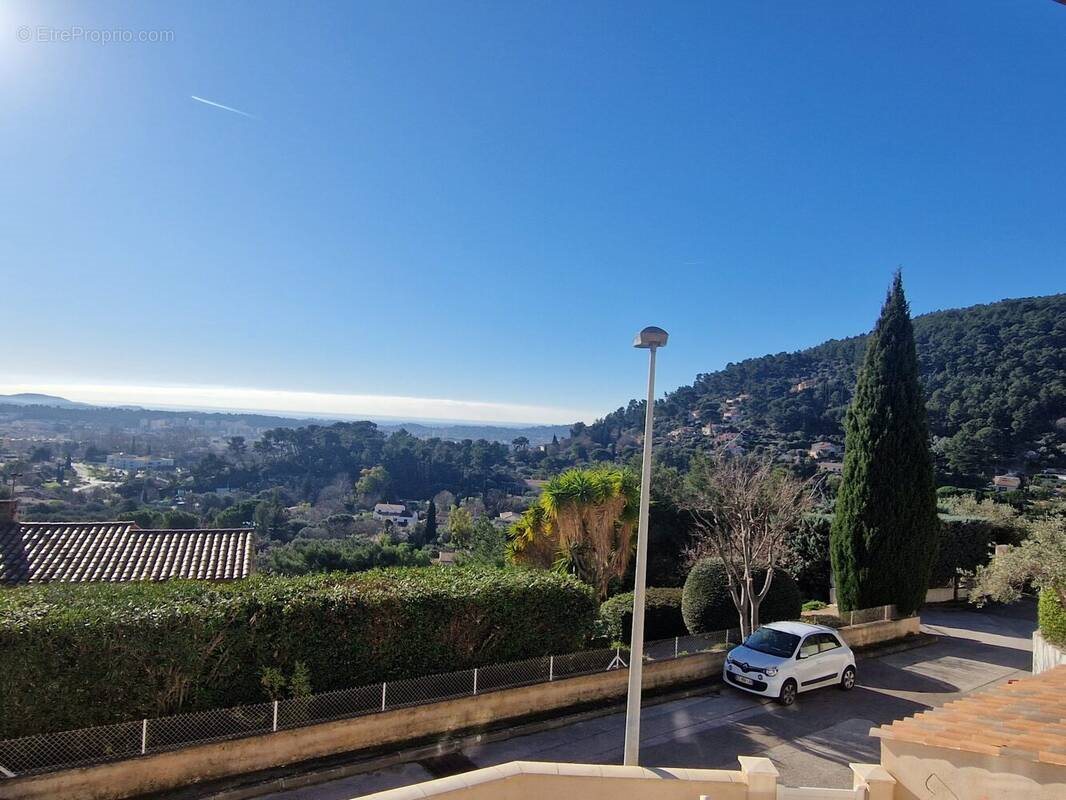 Maison à vendre, 180m², La Valette-du-Var