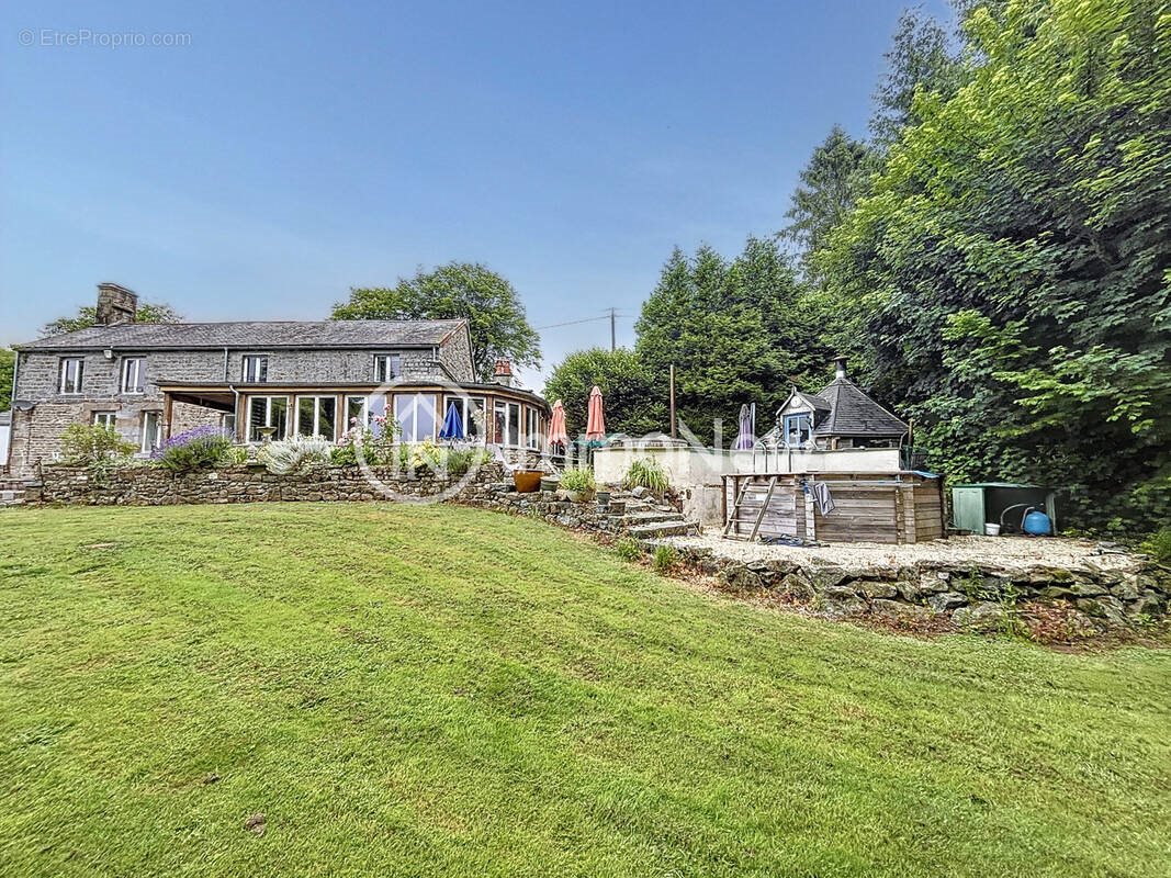 Maison à vendre, 170m², Saint-Michel-de-Montjoie