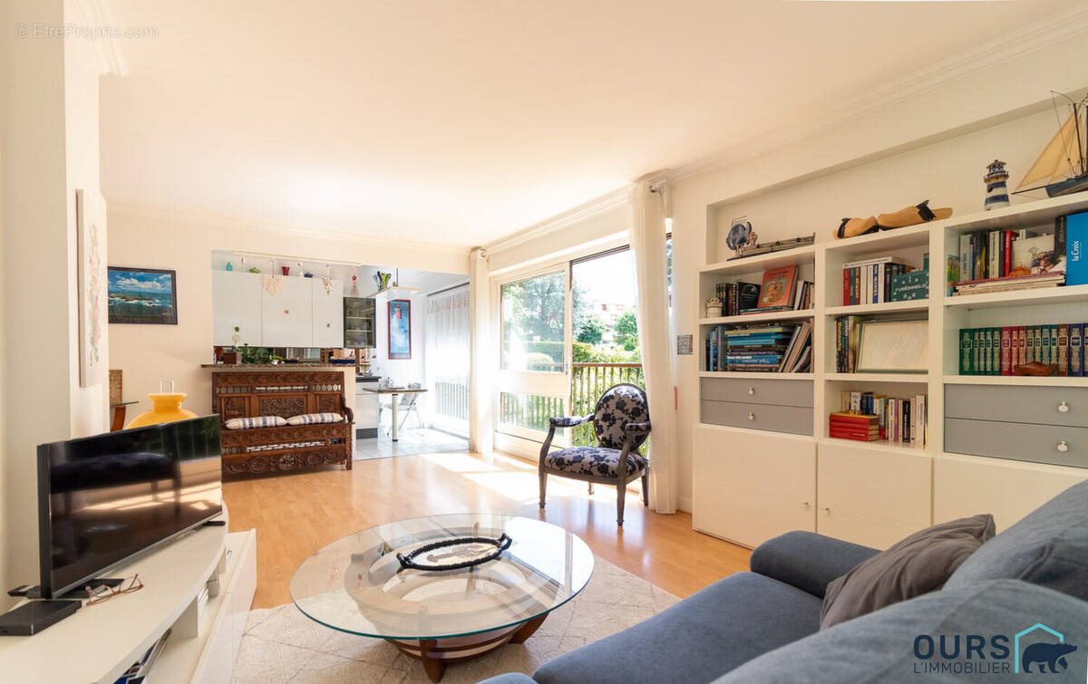 Appartement à vendre, 77m², Le Chesnay