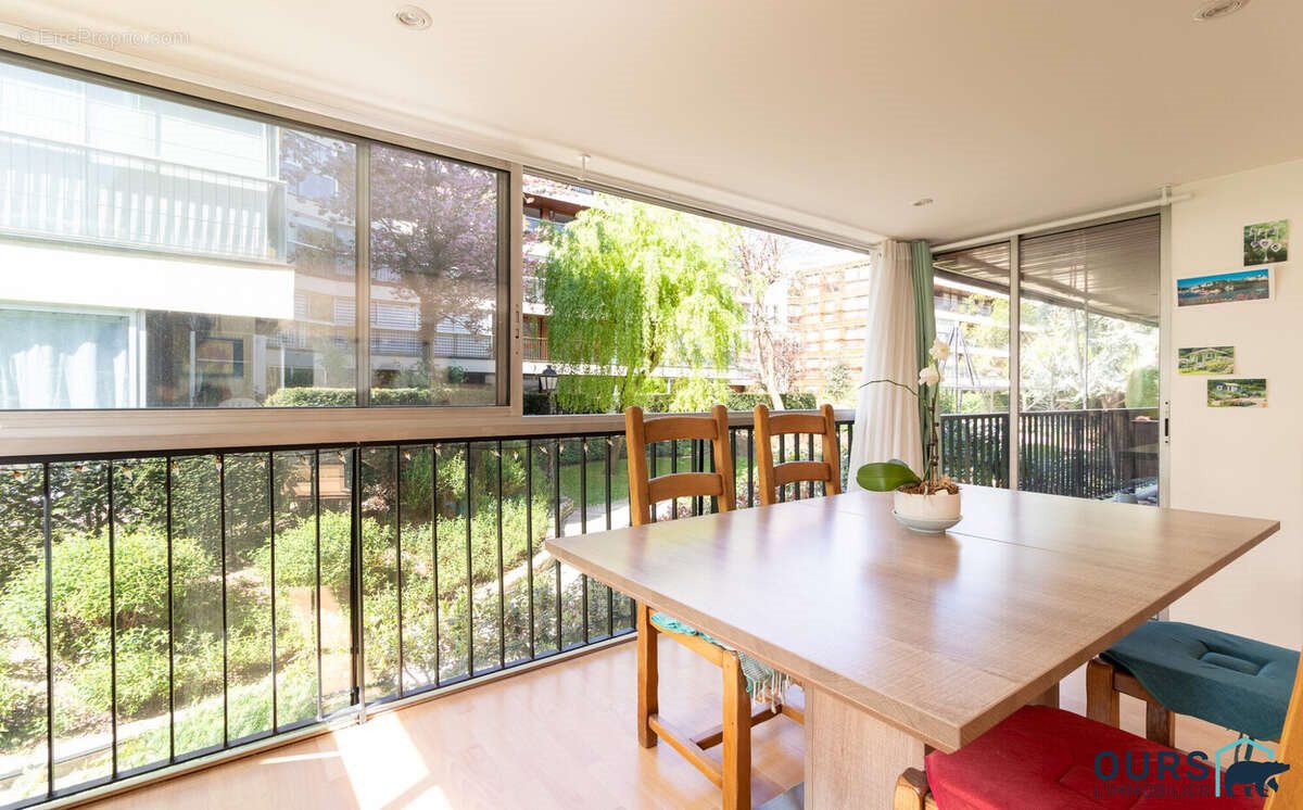 Appartement à vendre, 77m², Le Chesnay