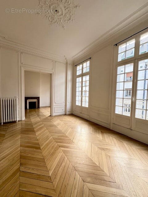 Appartement à vendre, 129m², Orléans