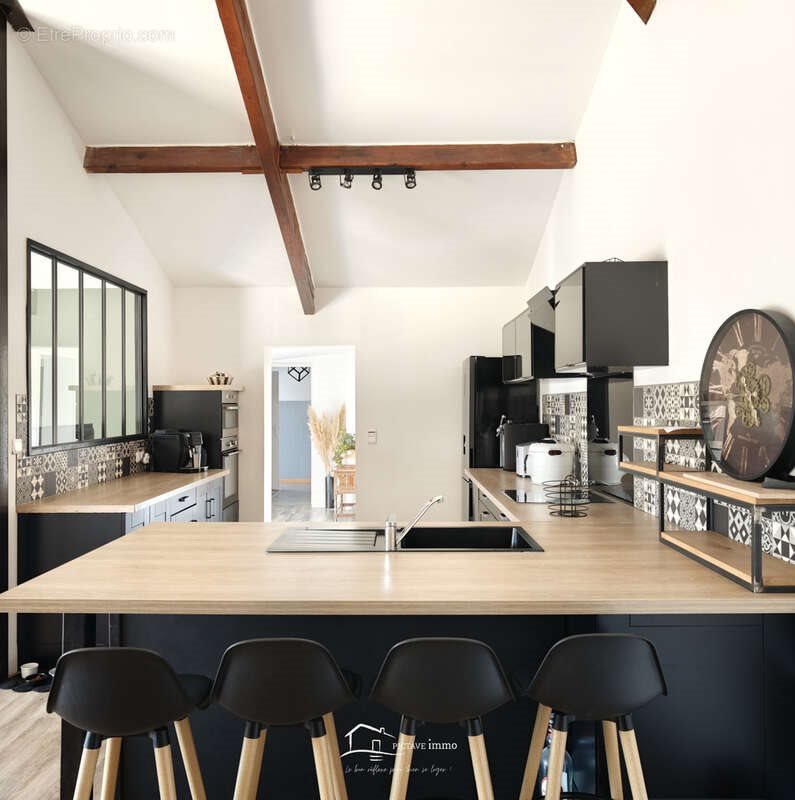 Maison à vendre, 185m², Rom