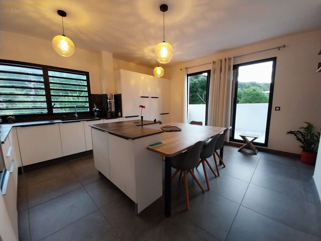 Appartement à vendre, 86m², Saint-Paul