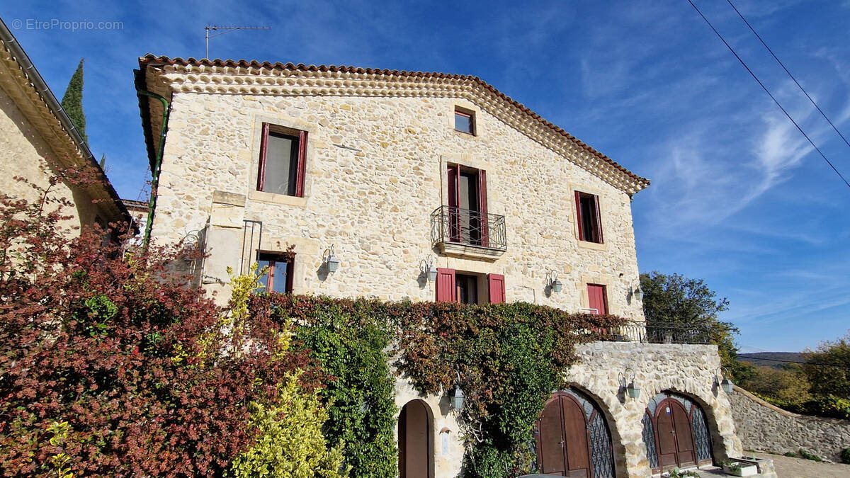 Maison à vendre, 244m², La Boissière