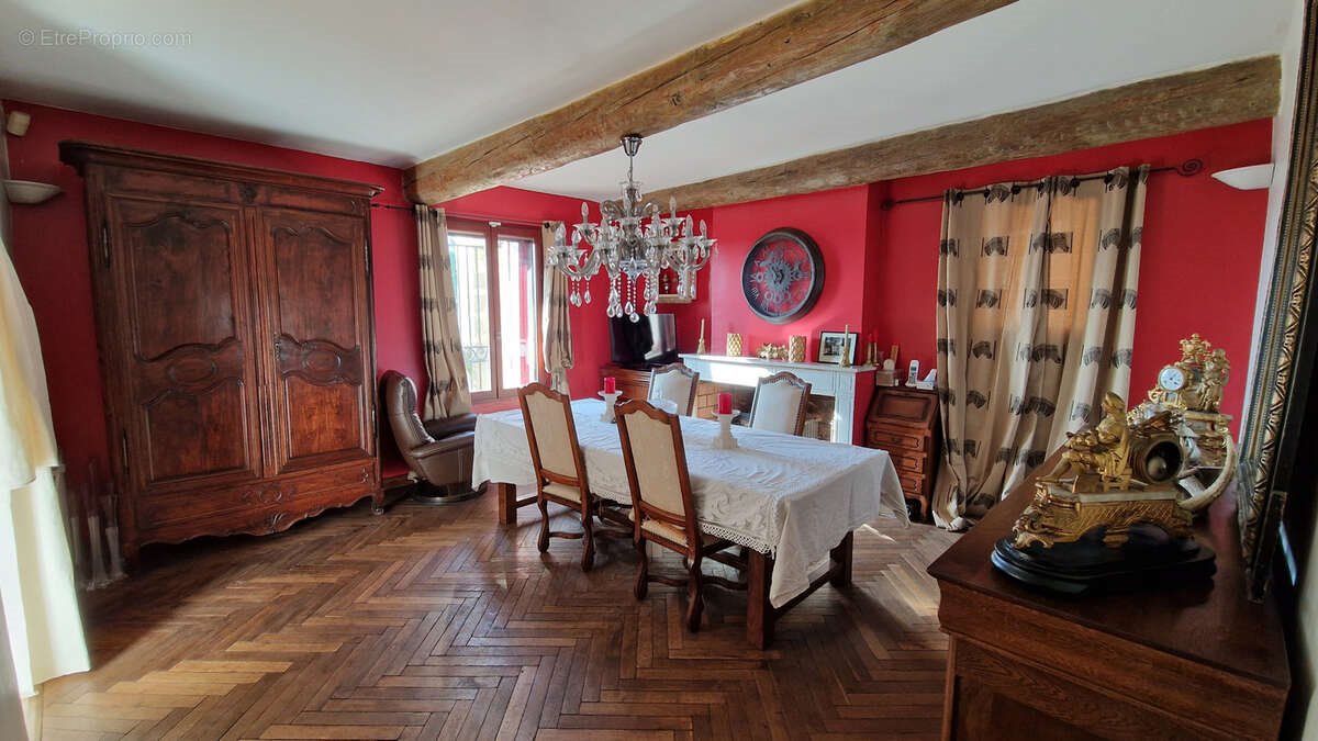 Maison à vendre, 244m², La Boissière