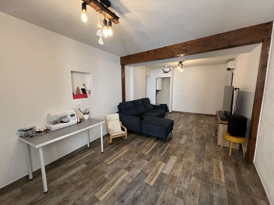 Maison à vendre, 200m², Lespignan