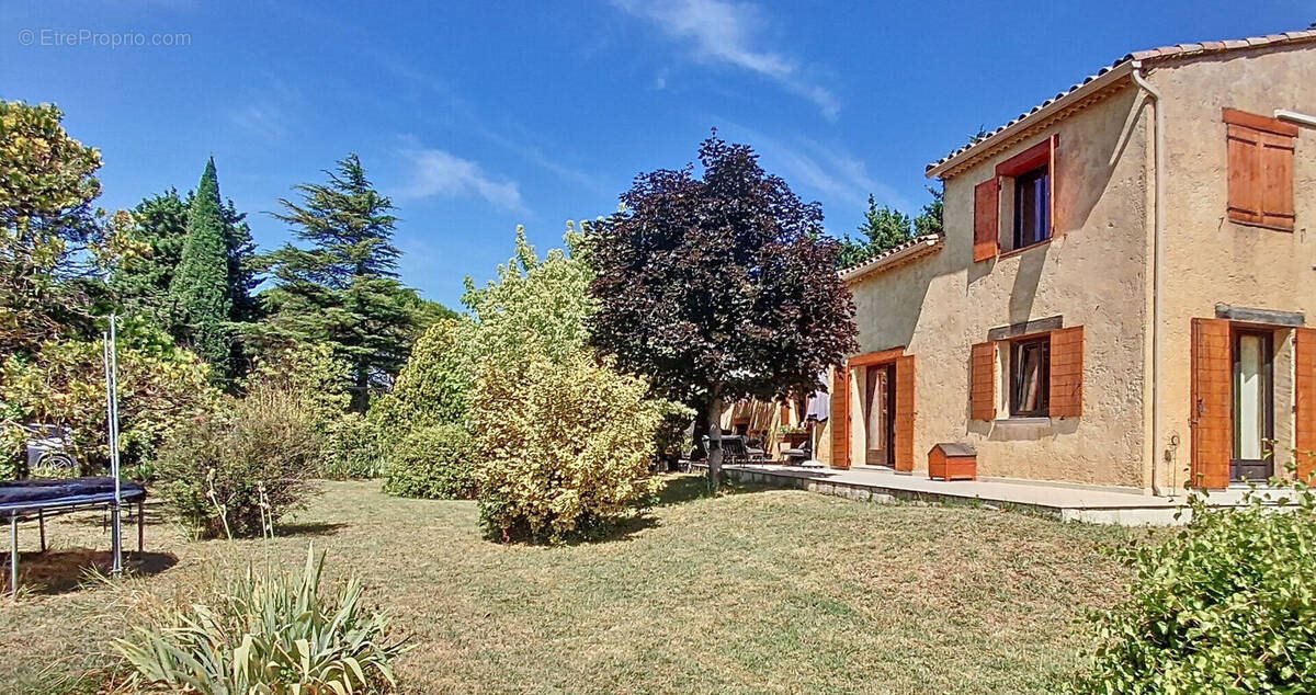 Maison à vendre, 175m², Pujaut