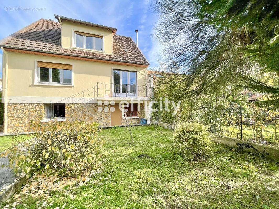 Maison à vendre, 142m², Les Clayes-sous-Bois