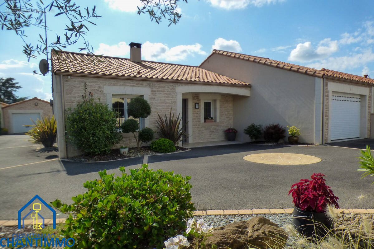 Maison à vendre, 146m², La Châtaigneraie