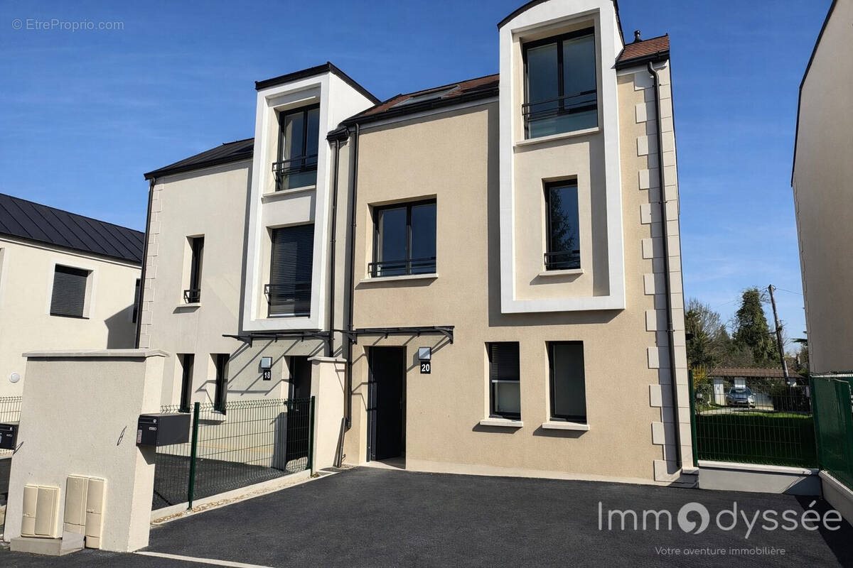 Maison à vendre, 108m², Saint-Thibault-des-Vignes