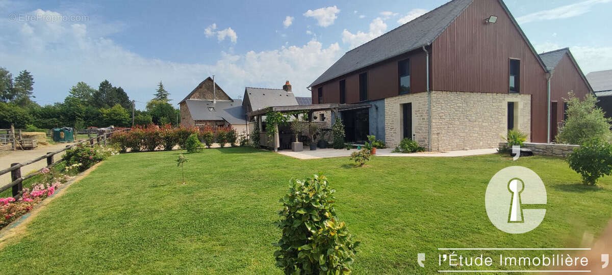 Maison à vendre, 189m², Saint-Ouën-des-Toits