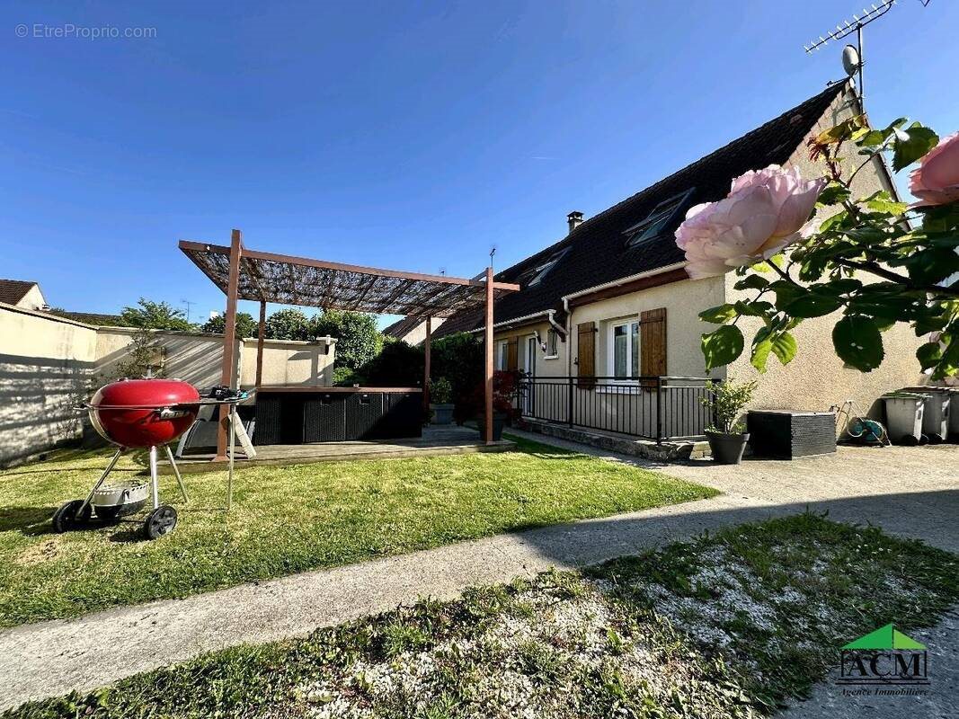 Maison à vendre, 77m², Méry-sur-Oise