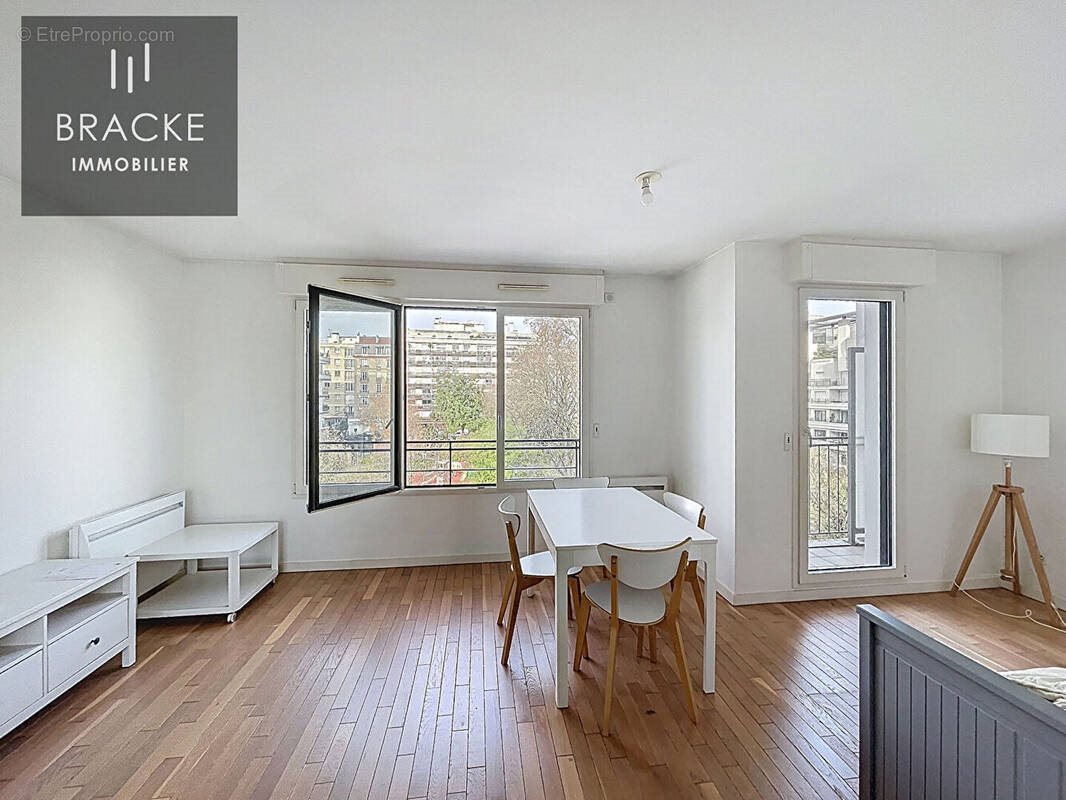 Appartement à vendre, 31m², Courbevoie